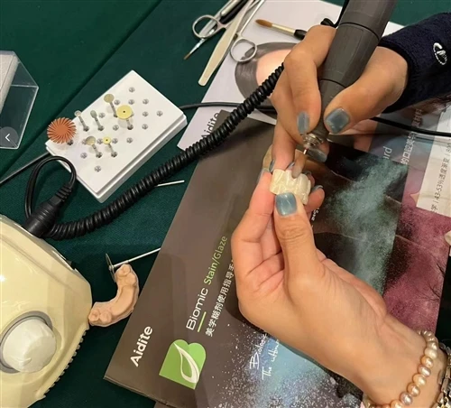 ADS Dental Lab Team Attends Aidite Stain/Glaze Training To Enhance Aesthetic Restorations